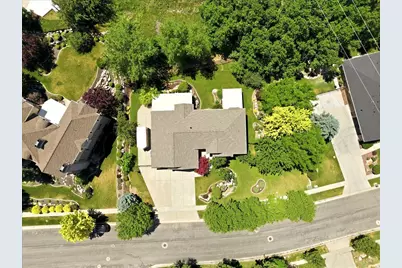 1561 E Lakeview Way S, Ogden, UT 84403 - Photo 44
