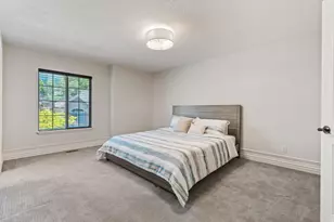 331 E Nechatel Dr, Draper, UT 84020 - Photo 10