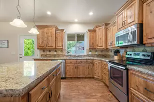 570 W 150 S, Lindon, UT 84042 - Photo 10