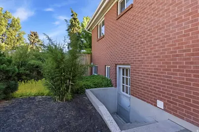 3497 S Park Mdws, South Salt Lake, UT 84106 - Photo 30