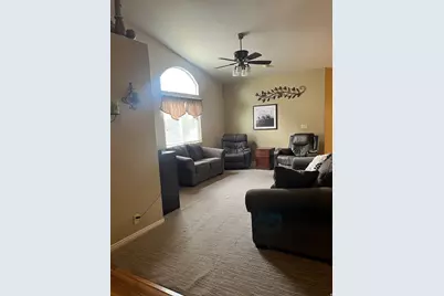 244 N Home Towne Ct, Tooele, UT 84074 - Photo 6
