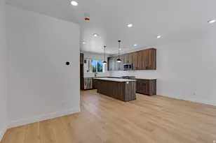 866 E Brookshade Ln S, Murray, UT 84107 - Photo 2