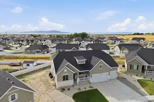 8665 Halloran Ct, Lake Point, UT 84074 - Photo 2