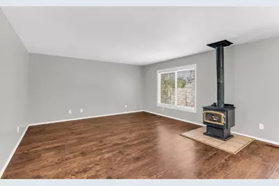 443 Wheatridge Rd, Stansbury Park, UT 84074 - Photo 10