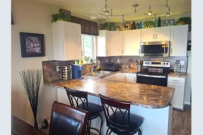 930 N Newberg Dr #1, Garden City, UT 84028 - Photo 8