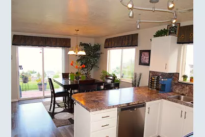 930 N Newberg Dr #1, Garden City, UT 84028 - Photo 6