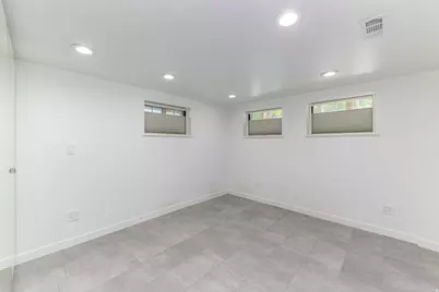 3070 E Little Cottonwood Rd S, Sandy, UT 84092 - Photo 20
