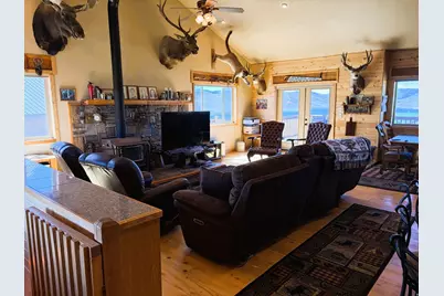 17 Eagle Cir, Scofield, UT 84526 - Photo 2