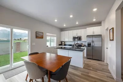 4924 W Willowstone Dr, Highland, UT 84003 - Photo 8