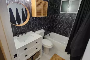 650 N 300 W, Salt Lake City, UT 84103 - Photo 6