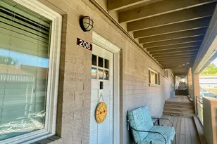 650 N 300 W, Salt Lake City, UT 84103 - Photo 10