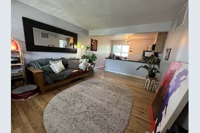 650 N 300 W #206, Salt Lake City, UT 84103 - Photo 2