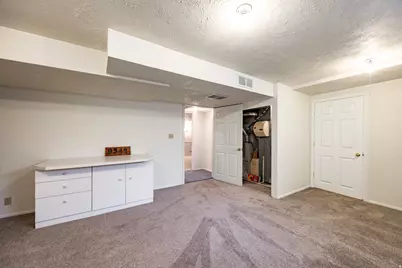 9542 S David St, Sandy, UT 84070 - Photo 30