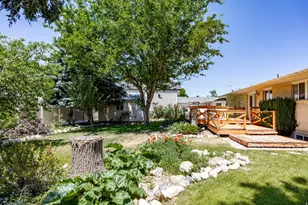 9542 S David St, Sandy, UT 84070 - Photo 40