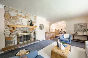 9542 S David St, Sandy, UT 84070 - Photo 4