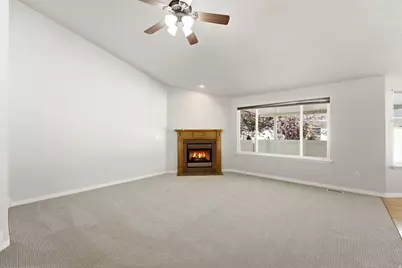 12758 S Marks Way W, Riverton, UT 84065 - Photo 6