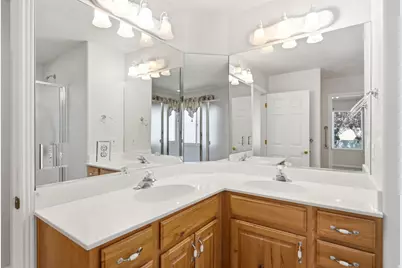 12758 S Marks Way W, Riverton, UT 84065 - Photo 28