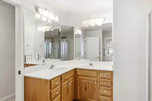 12758 S Marks Way W, Riverton, UT 84065 - Photo 26