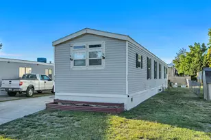 2491 N Hwy 89, Pleasant View, UT 84404 - Photo 16