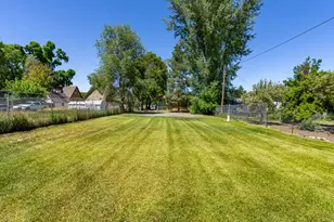 266 E 200 S, Logan, UT 84321 - Photo 44