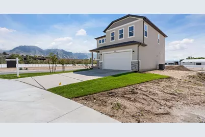 2233 W 1130 N #13, Provo, UT 84601 - Photo 2