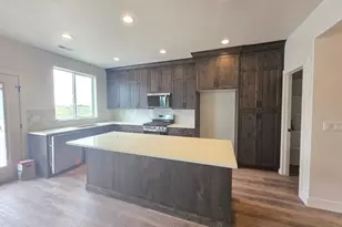 2825 W 2940 N, Plain City, UT 84404 - Photo 4
