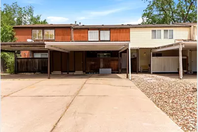 1944 E Willow Wood Ln S, Ogden, UT 84403 - Photo 2
