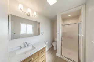 139 N 1050 E, Bountiful, UT 84010 - Photo 10