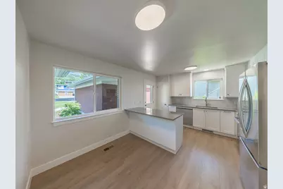 139 N 1050 E, Bountiful, UT 84010 - Photo 6