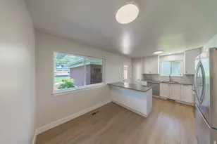 139 N 1050 E, Bountiful, UT 84010 - Photo 6