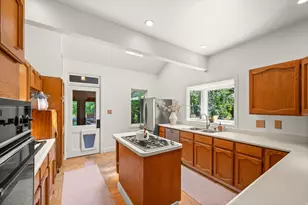 1020 E 1700 S, Salt Lake City, UT 84105 - Photo 16