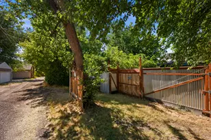 1020 E 1700 S, Salt Lake City, UT 84105 - Photo 38