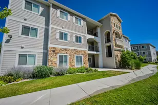 211 W Ridge Rd, Saratoga Springs, UT 84045 - Photo 2