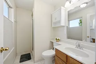 11209 S Christopher Cir E, Sandy, UT 84092 - Photo 24