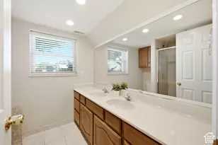 11209 S Christopher Cir, Sandy, UT 84092 - Photo 32