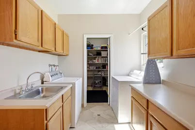 11209 S Christopher Cir E, Sandy, UT 84092 - Photo 34