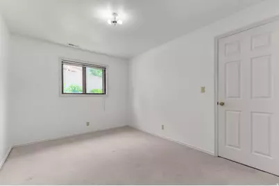 7977 S Sunnyoak Cir E, Cottonwood Heights, UT 84121 - Photo 20