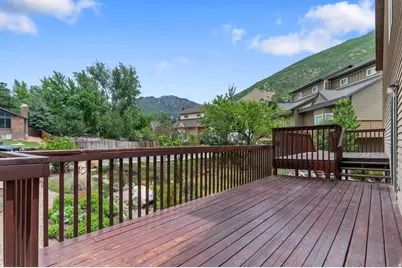 7977 S Sunnyoak Cir E, Cottonwood Heights, UT 84121 - Photo 24