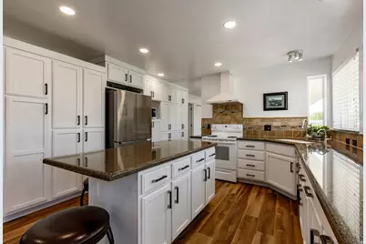 10079 S 3200 W, South Jordan, UT 84095 - Photo 8