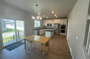 4186 W 800 S, Syracuse, UT 84075 - Photo 2