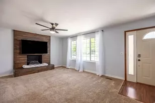 10574 S Crocus St E, Sandy, UT 84094 - Photo 4