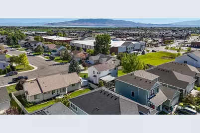 4684 W 9980 N, Cedar Hills, UT 84062 - Photo 38