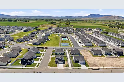 529 N 550 W #54, Smithfield, UT 84335 - Photo 4