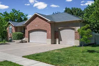 444 S 1350 W, Farmington, UT 84025 - Photo 2