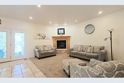 2294 W 900 N, Vernal, UT 84078 - Photo 8