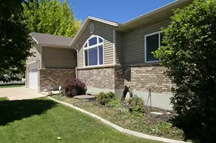 2294 W 900 N, Vernal, UT 84078 - Photo 2