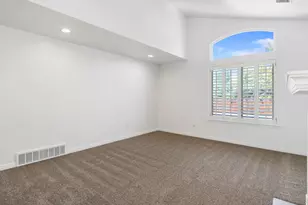 4467 S Hampton Crest Cv E, Millcreek, UT 84124 - Photo 8
