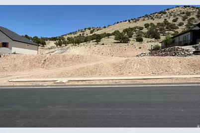 1490 N Knoll St #7, Cedar City, UT 84721 - Photo 2