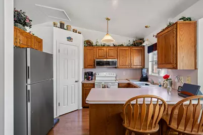 3307 W 4975 S, Roy, UT 84067 - Photo 8