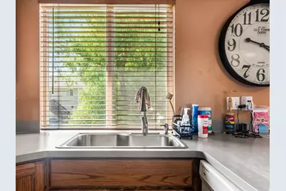 5495 Midland Dr, Roy, UT 84067 - Photo 10